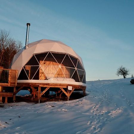 Mi-Clos - Luxury Pods With Private Jacuzzis Orford Bagian luar foto