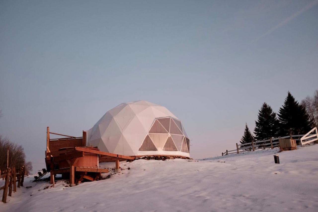 Mi-Clos - Luxury Pods With Private Jacuzzis Orford Bagian luar foto